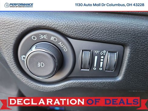 New 2026 Chrysler Pacifica Select image 34