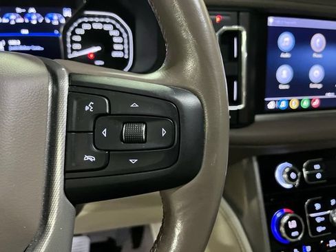 Used 2021 GMC Yukon Denali w/ Denali Ultimate Package AWD/4WD image 28