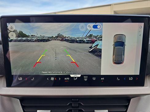 New 2026 Ford Explorer Active image 18