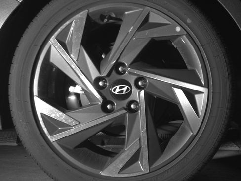 Used 2025 Hyundai Elantra SEL FWD image 15