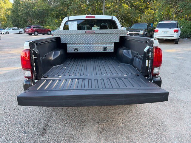 Used 2021 Toyota Tacoma SR AWD/4WD image 13