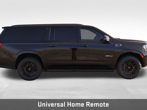 Used 2024 GMC Yukon XL AT4 image 7