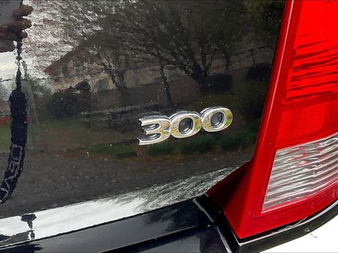 Used 2007 Chrysler 300 image 23