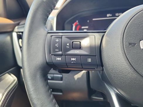 Certified 2023 Nissan Rogue Platinum w/ Platinum Premium Package FWD image 22