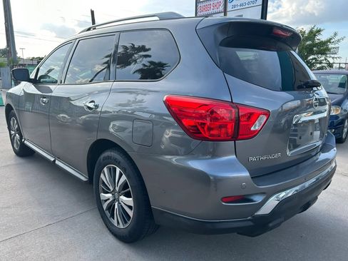 Used 2020 Nissan Pathfinder SL FWD image 3