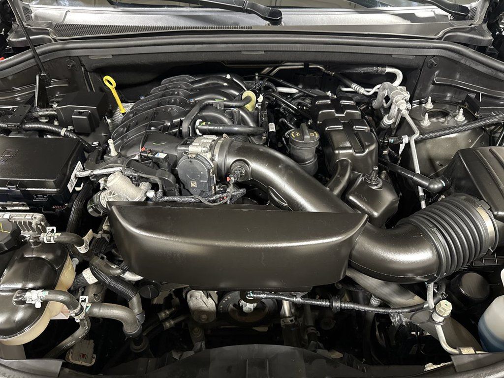 Used 2024 Dodge Durango GT AWD/4WD image 26