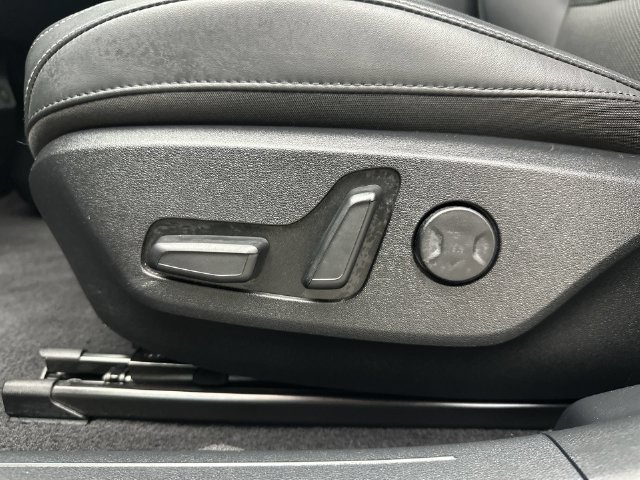 Used 2024 Kia EV6 Light AWD/4WD image 12