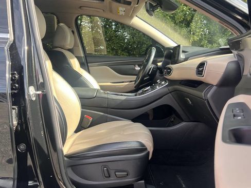 Used 2021 Hyundai Santa Fe SEL w/ Convenience + Premium Package image 19