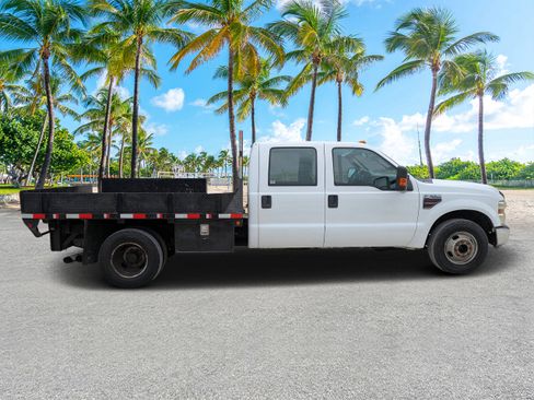 Used 2009 Ford F350 XL image 3