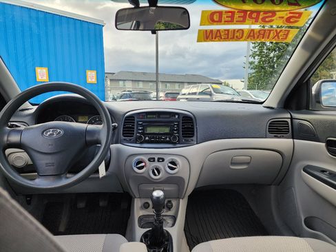 Used 2007 Hyundai Accent GLS image 15