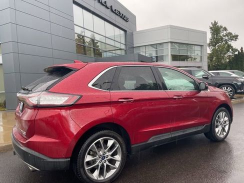 Used 2017 Ford Edge Titanium w/ Equipment Group 302A AWD/4WD image 3