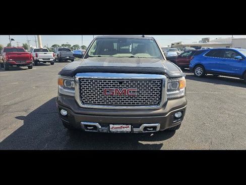 Used 2015 GMC Sierra 1500 Denali w/ Driver Alert Package image 8