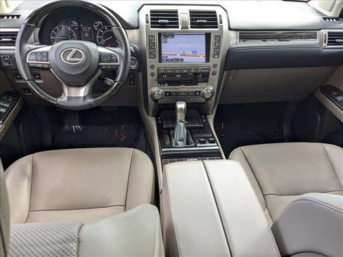 Used 2021 Lexus GX 460 Premium image 18