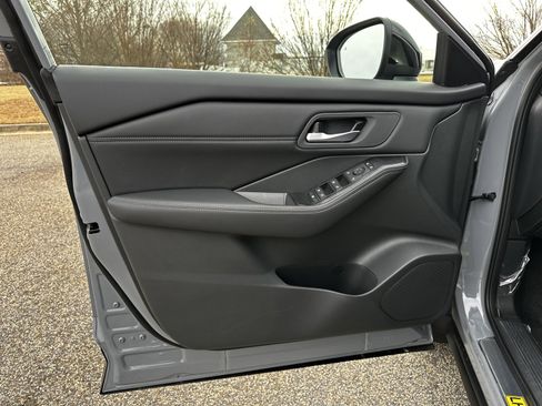 New 2026 Nissan Rogue SV image 11