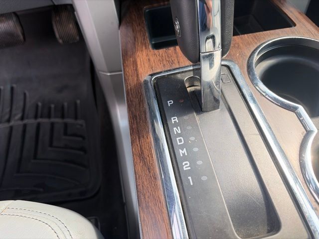 Used 2013 Ford F150 Lariat w/ Lariat Chrome Pkg AWD/4WD image 16