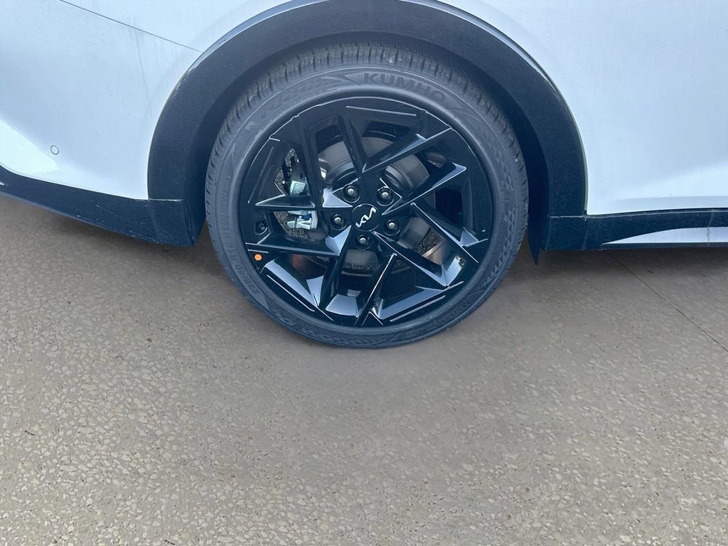 New 2026 Kia K4 GT-Line Turbo FWD image 32