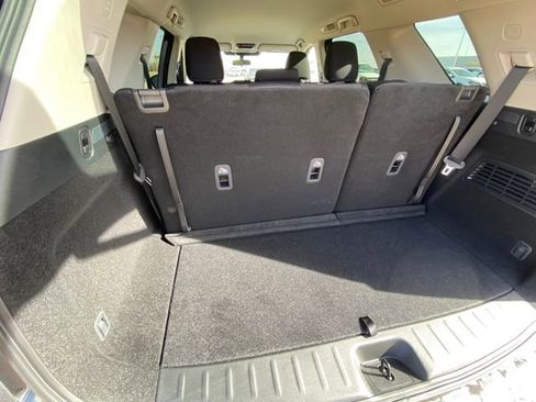 New 2025 Nissan Pathfinder SV w/ Black Appearance Package image 21