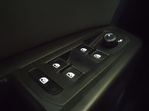 Used 2021 Volkswagen Atlas S FWD image 27