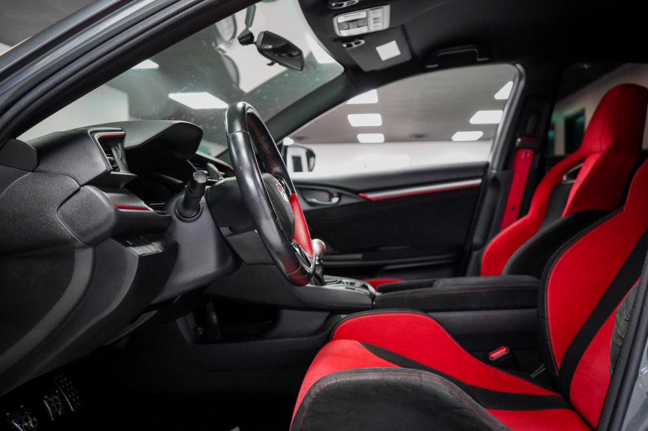 Used 2019 Honda Civic Type R image 13