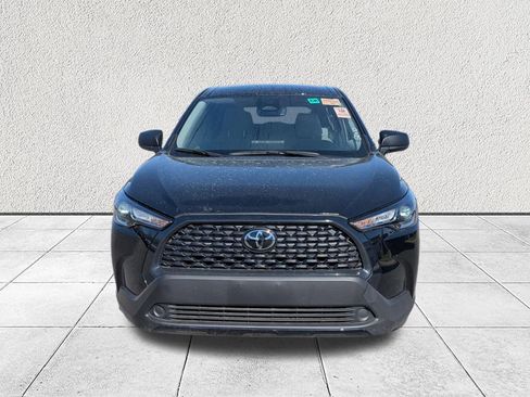 Used 2025 Toyota Corolla Cross L image 8