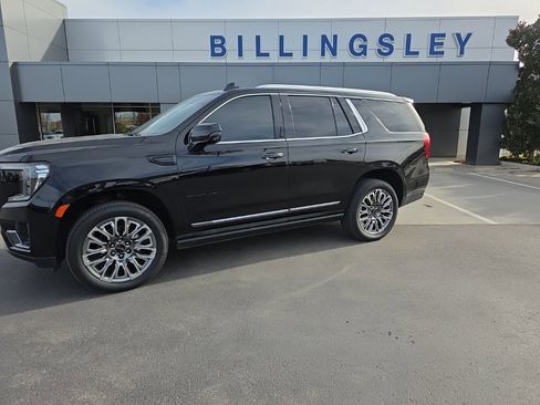 Used 2023 GMC Yukon Denali Ultimate image 2