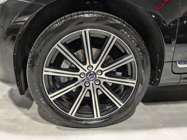 Used 2017 Volvo XC60 T6 Inscription w/ Climate Package AWD/4WD image 16
