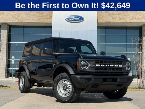 New 2026 Ford Bronco 4-Door image 1