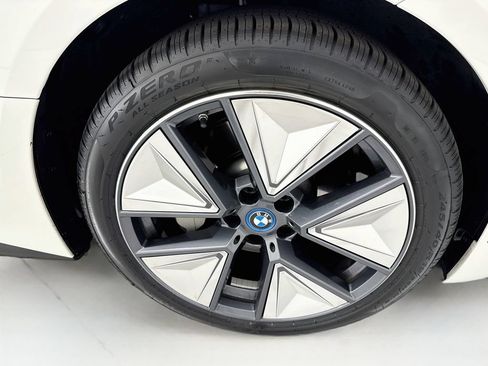 Used 2023 BMW i4 eDrive35 w/ Premium Package RWD image 31