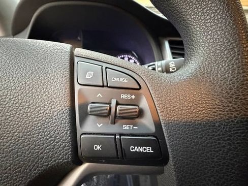 Used 2018 Hyundai Tucson SE AWD/4WD image 25