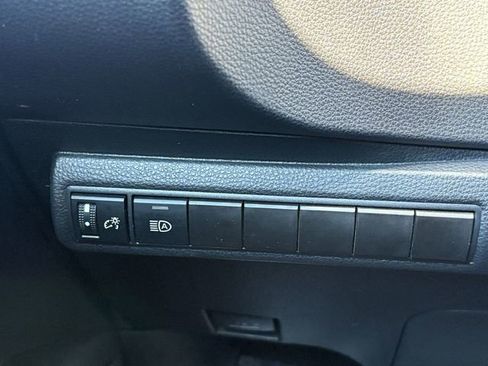 Used 2024 Toyota Corolla LE FWD image 28