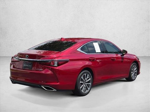 Certified 2022 Lexus ES 350 F Sport w/ Accessory Package FWD image 5