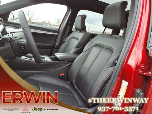 Used 2024 Jeep Wagoneer Launch Edition image 11