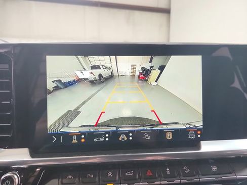 New 2026 GMC Sierra 1500 SLT image 31