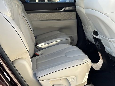 Used 2020 Hyundai Palisade Limited image 16