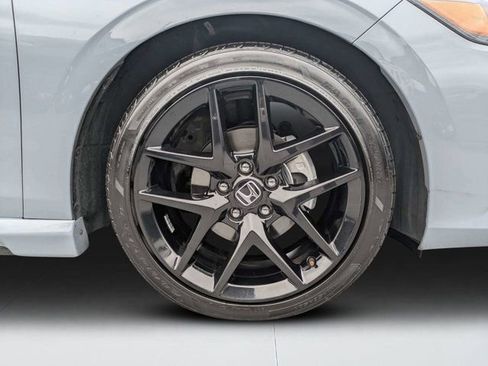 Used 2024 Honda Civic Sport image 10