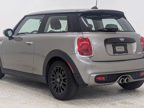 Used 2020 MINI Cooper S image 3
