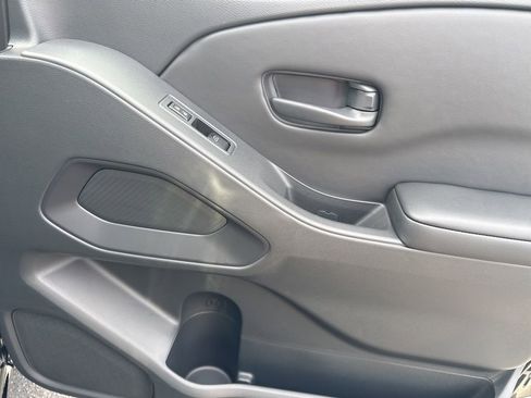 New 2026 Nissan Frontier S image 17