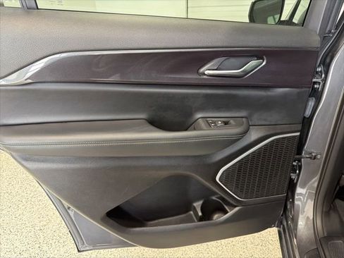 Used 2022 Jeep Grand Cherokee L Laredo w/ Luxury Tech Group I image 24