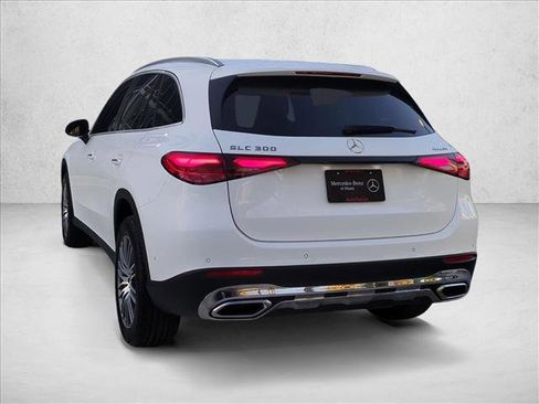 Used 2026 Mercedes-Benz GLC 300 GLC 300 image 8