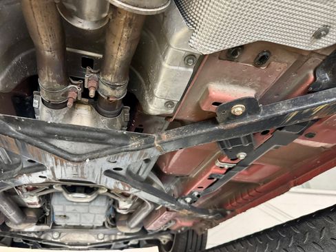 Used 2003 Ford Thunderbird image 90