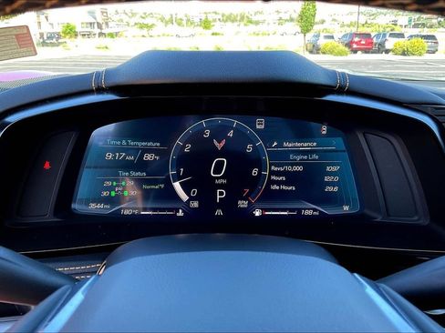 Used 2023 Chevrolet Corvette Stingray Preferred Cpe w/ Z51 Performance Package RWD image 12