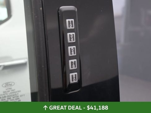 Used 2024 Ford F150 XLT AWD/4WD image 19