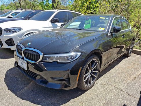 Used 2021 BMW 330i xDrive Sedan w/ Premium Package AWD/4WD image 2