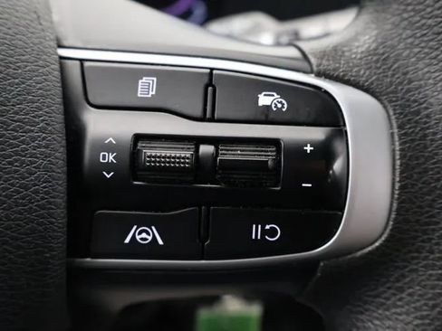 Used 2024 Kia Sportage LX FWD image 23