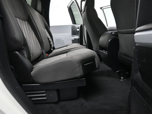 Used 2018 Toyota Tundra SR5 image 25