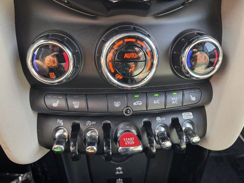 Used 2023 MINI Cooper S FWD image 24