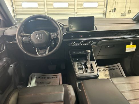 Used 2026 Honda CR-V Sport Touring image 4