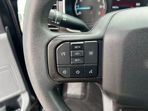 Used 2023 Ford F150 XLT image 40