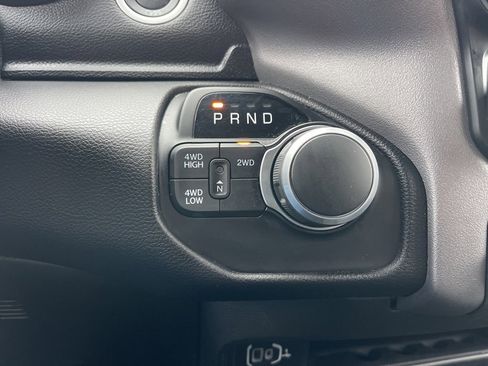 Used 2024 RAM 2500 Big Horn w/ Bed Utility Group image 14