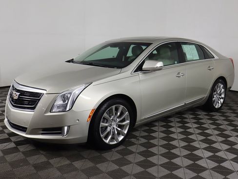 Used 2016 Cadillac XTS Luxury w/ Driver Awareness Package image 11